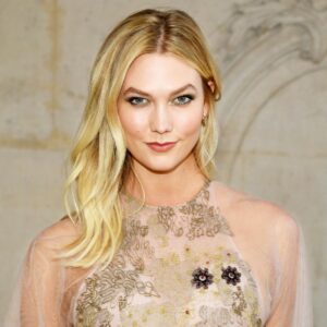 Embrace Uniqueness: Celebrities with Thin Lips - Professional Business